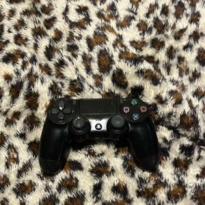 Used ps4 controller